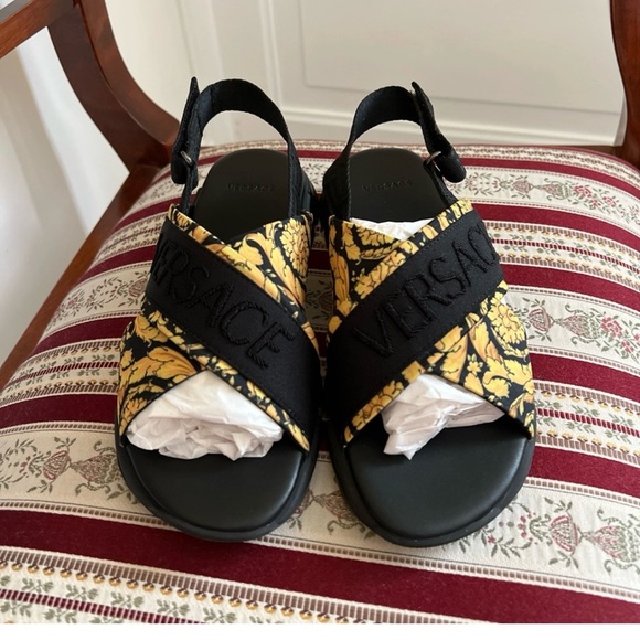 Versace Black and Gold Baroque Sandals - Picture 8 of 8